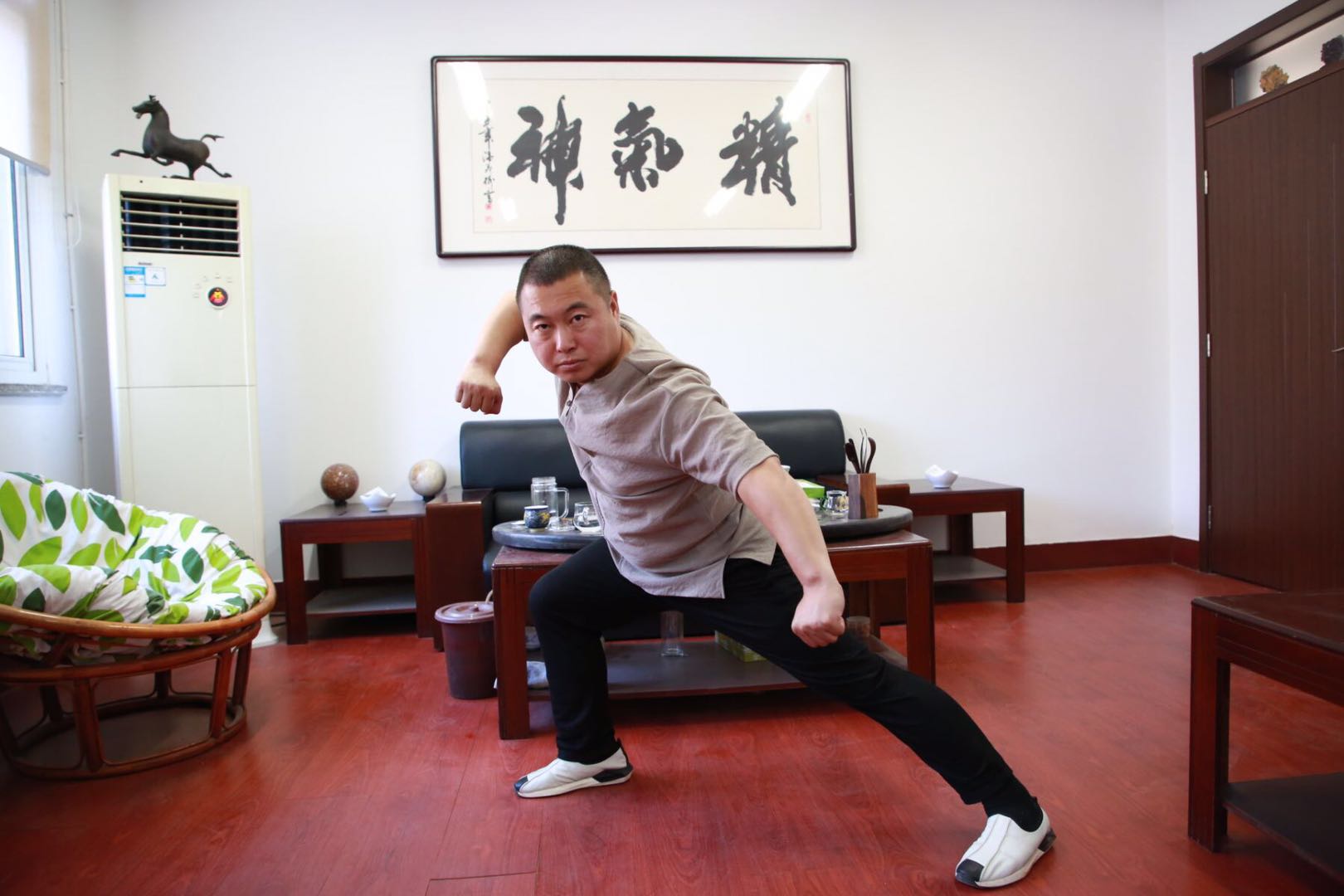 中华宇辰文武学校杨校长